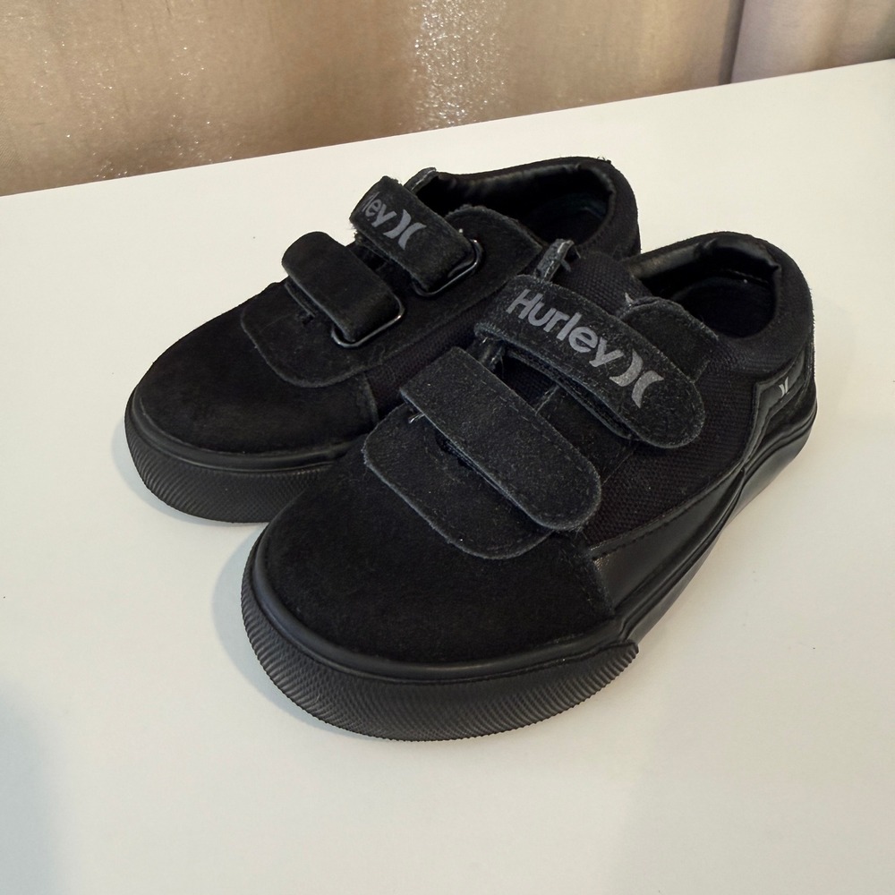 Hurley Kids Black Low Top Skate Sneakers Hook and Loop Straps Size 7 Toddler